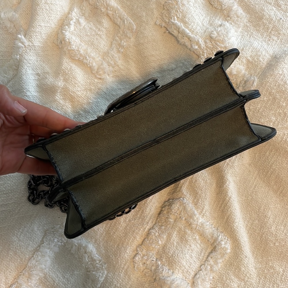 Purse - Picture 3 of 4